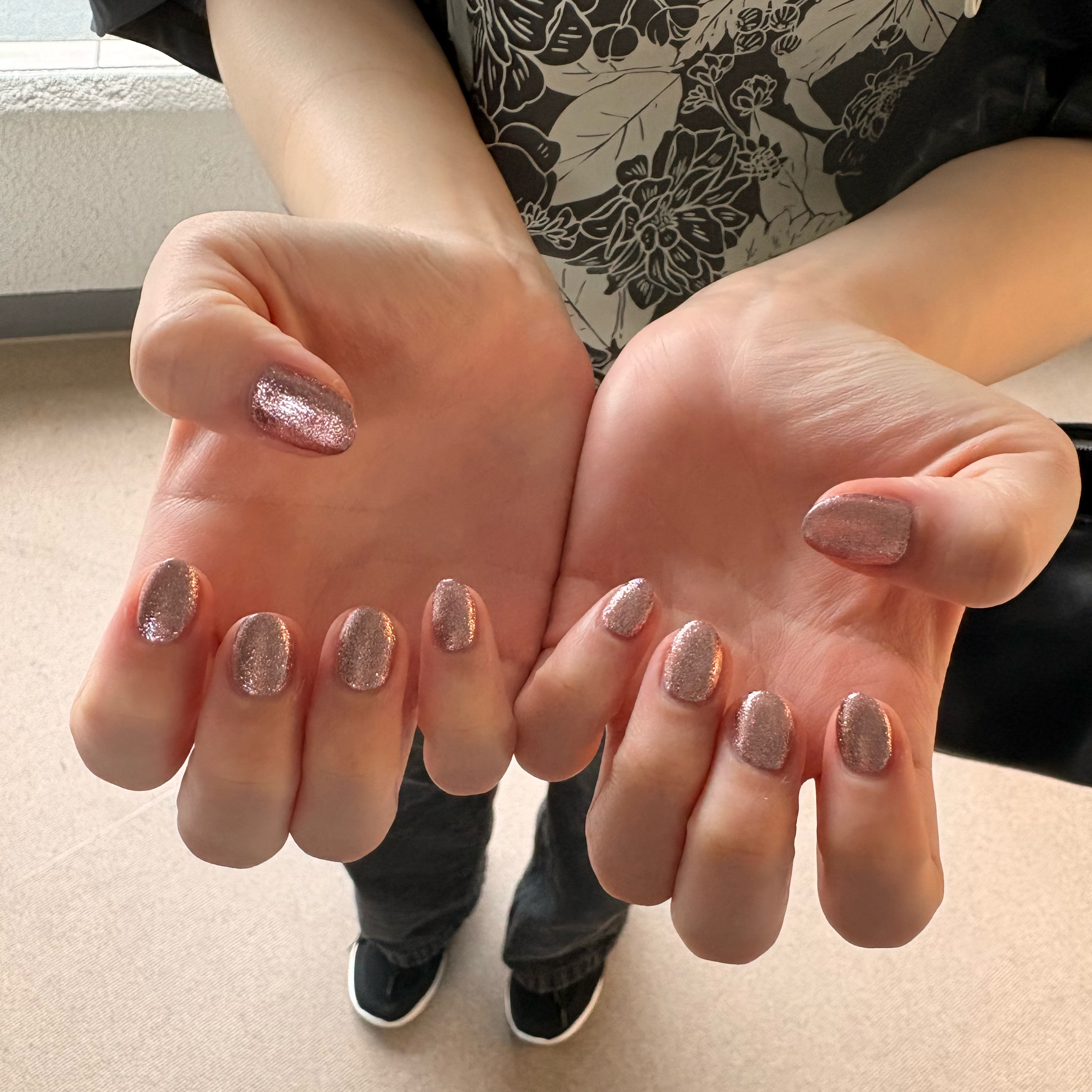 rena_trunail