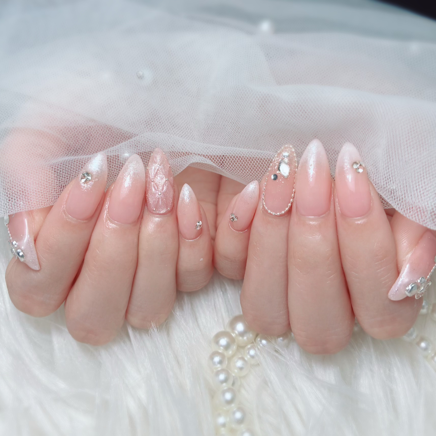 nail_Luce.