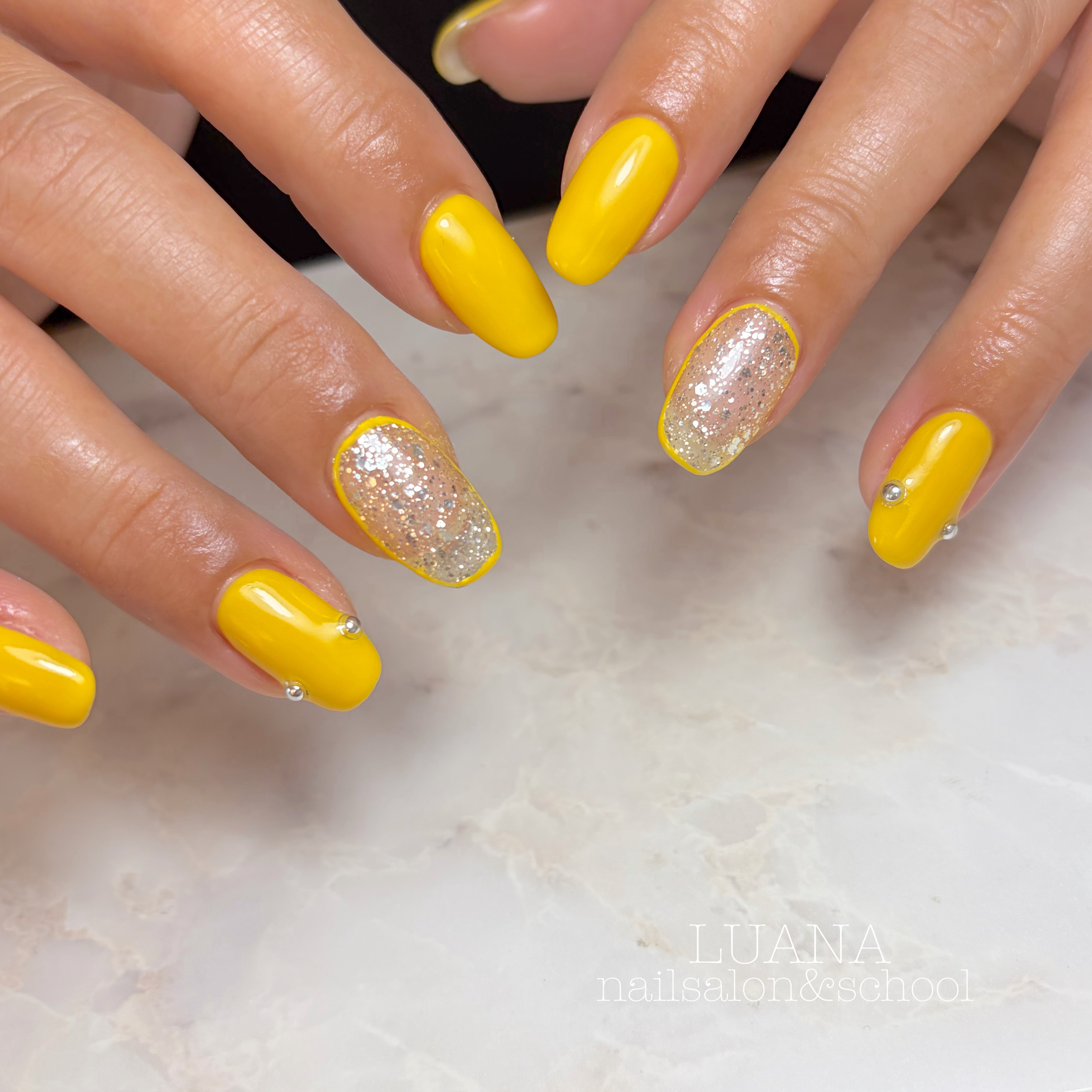LUANA.nail