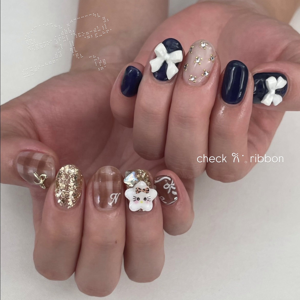 Lily____.n