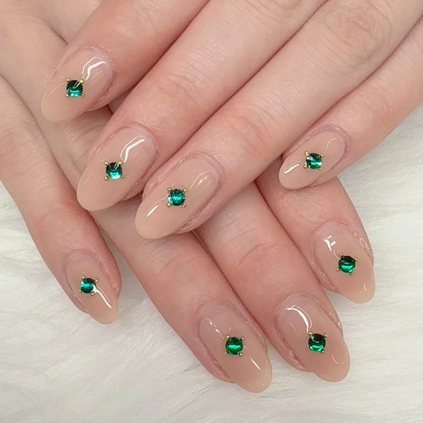Nail_chika