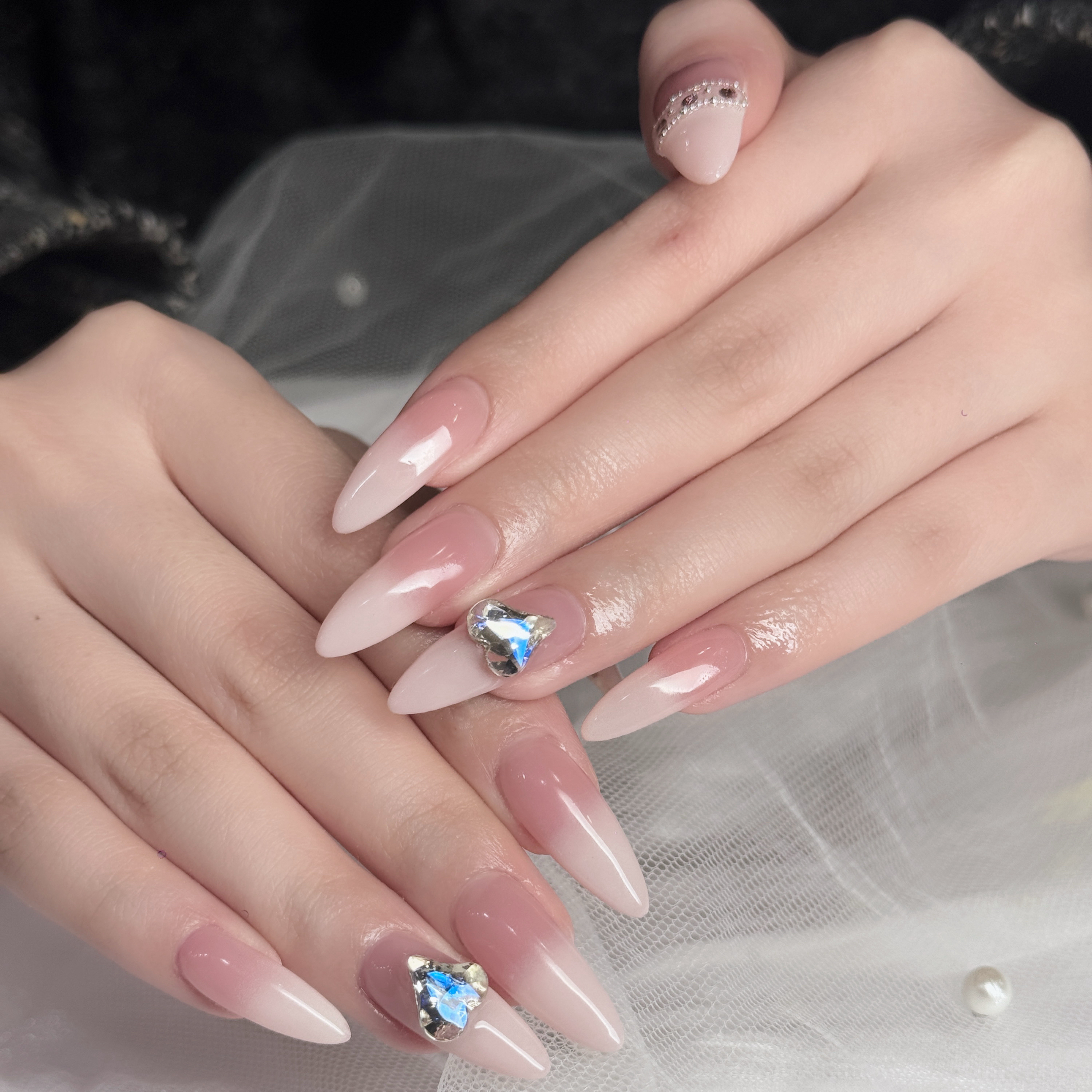 Yuri_nails