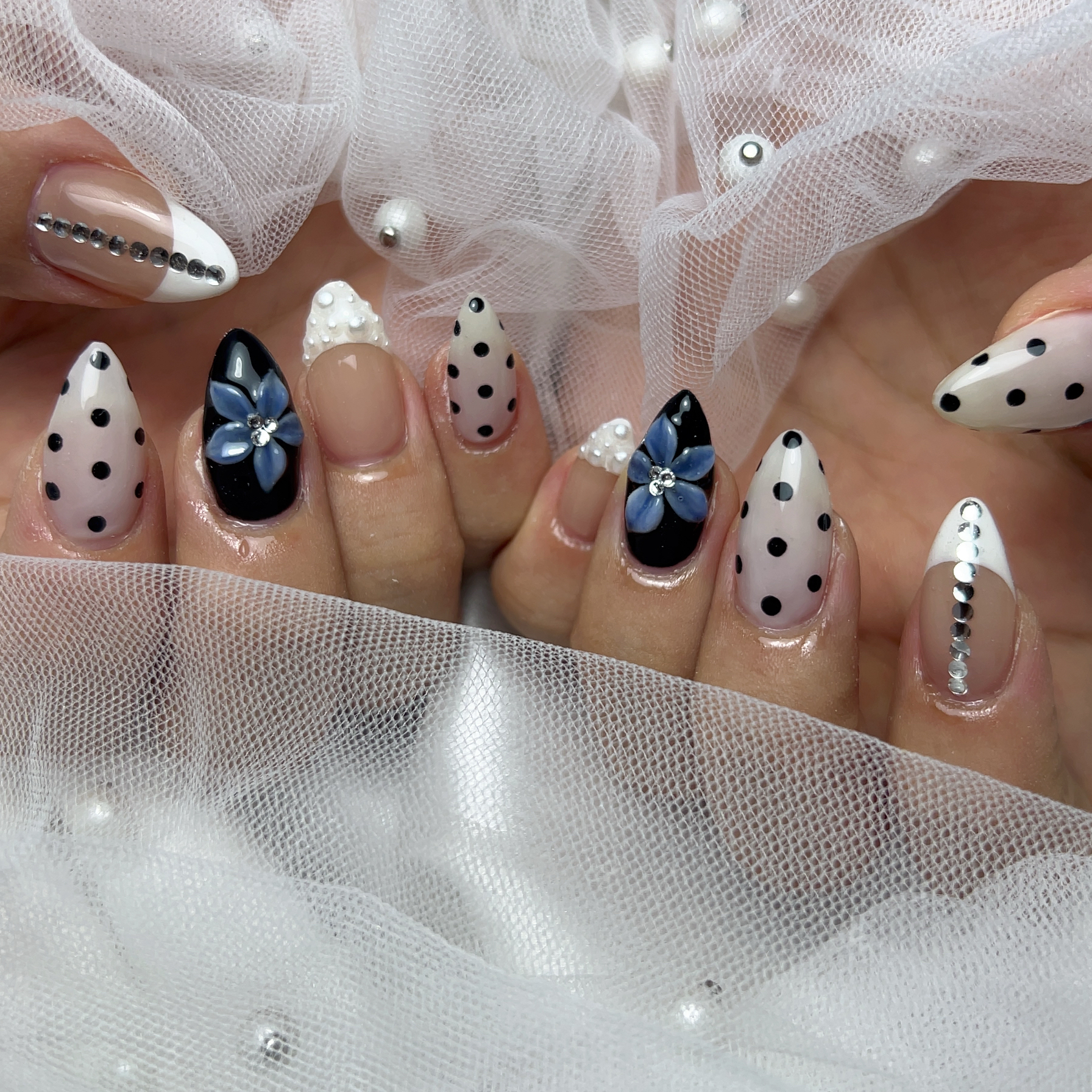 lua__nail24