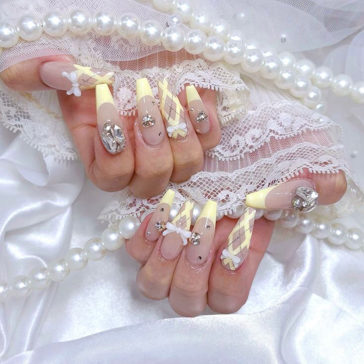 ANGEL_Nails
