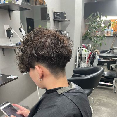 メンズカット，波巻きパーマ