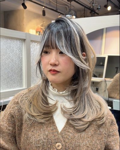 条件あり⚠️レイヤーカット✖️バレイヤージュorハイライト✖️トリートメント🏝️✨