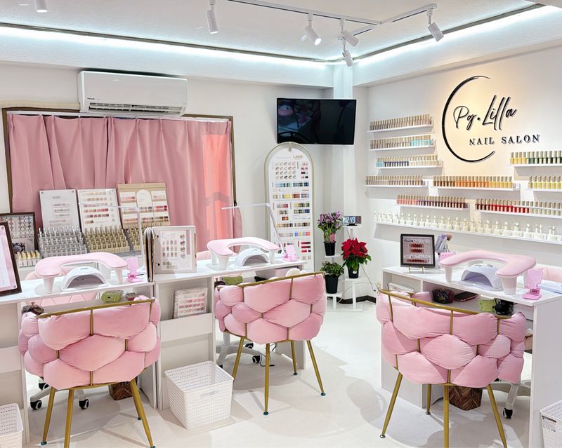 Pg.LillaNailSalon
