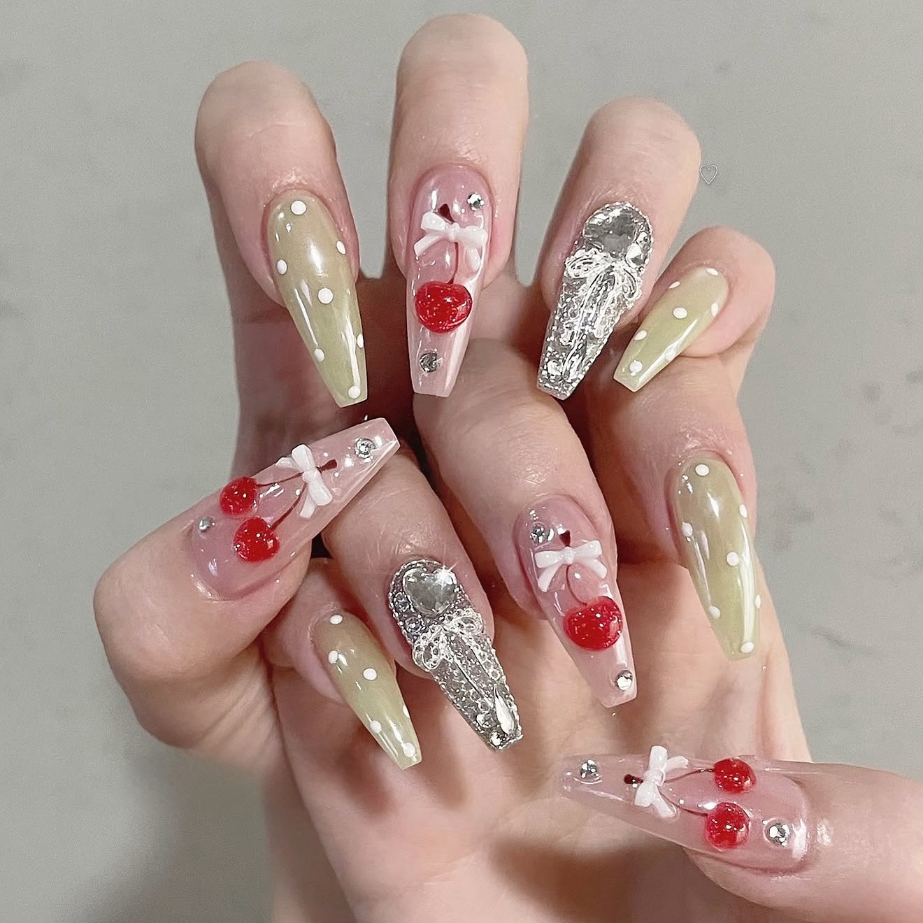 Liina_Nail