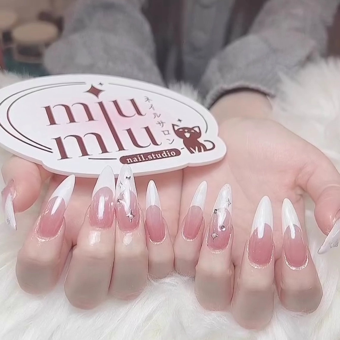 Aichanelre_23wy