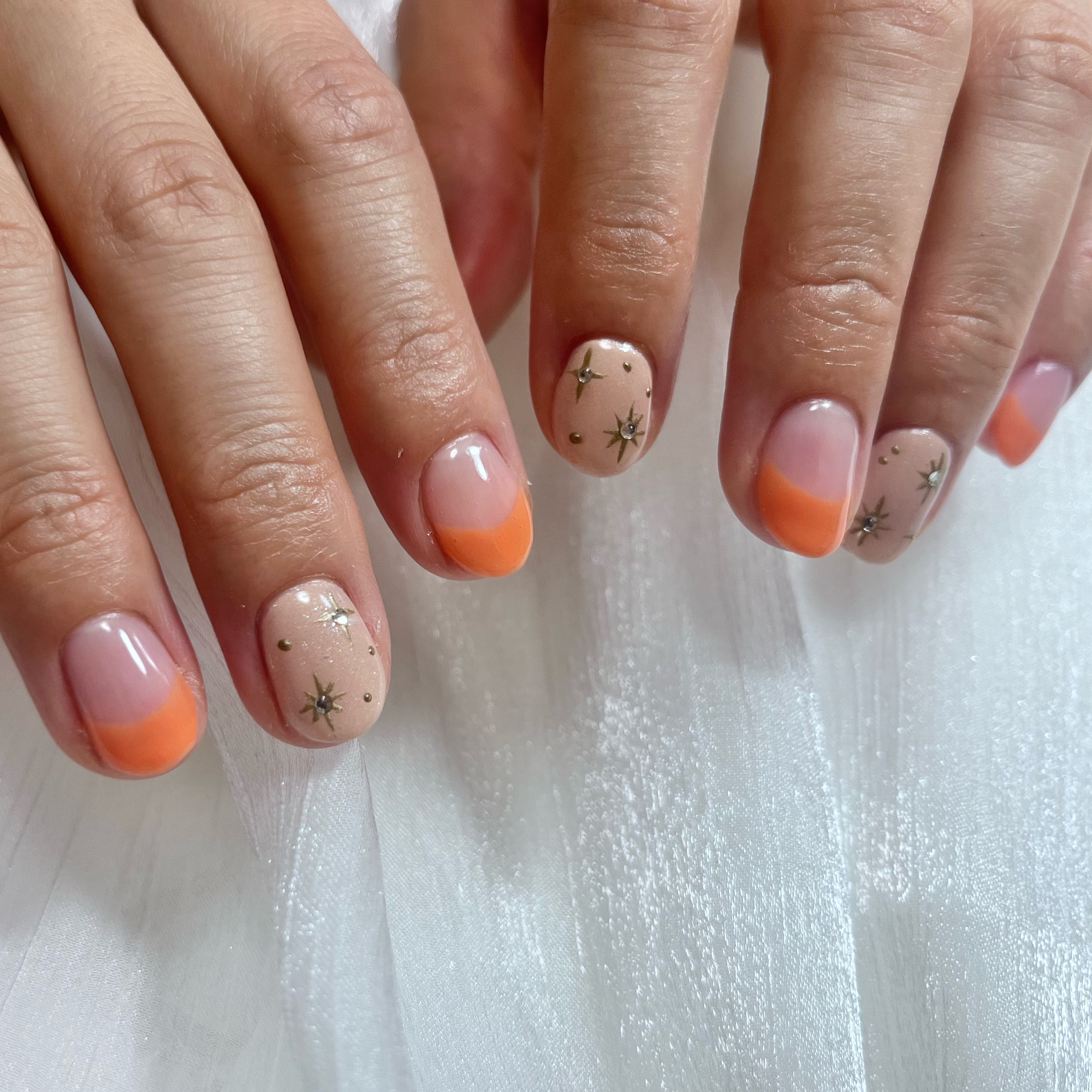 nail.plume