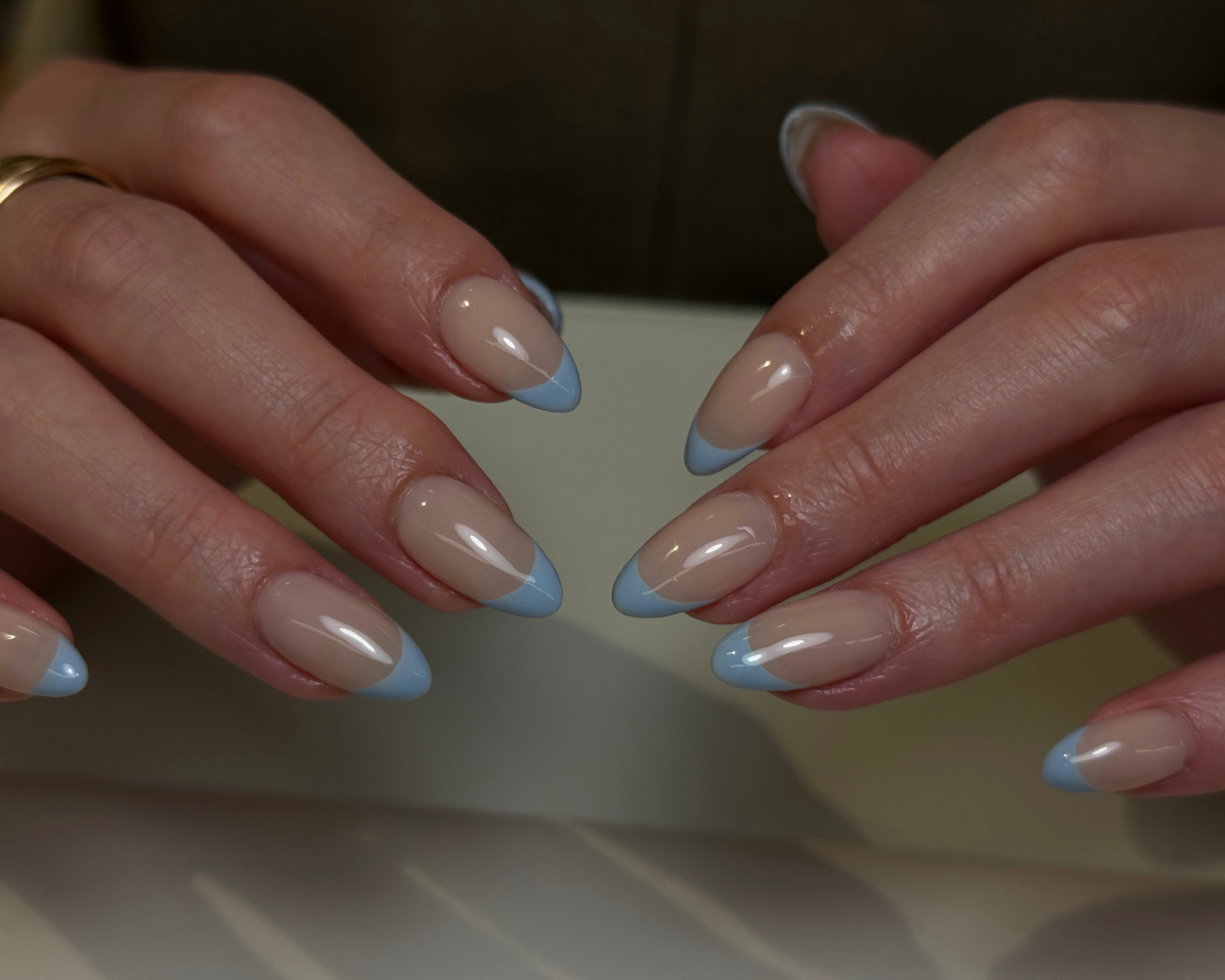 LINEA_nailSTUDIO