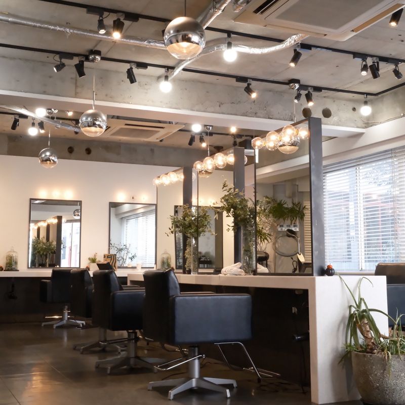 L&Co. BY LUCKHAIR