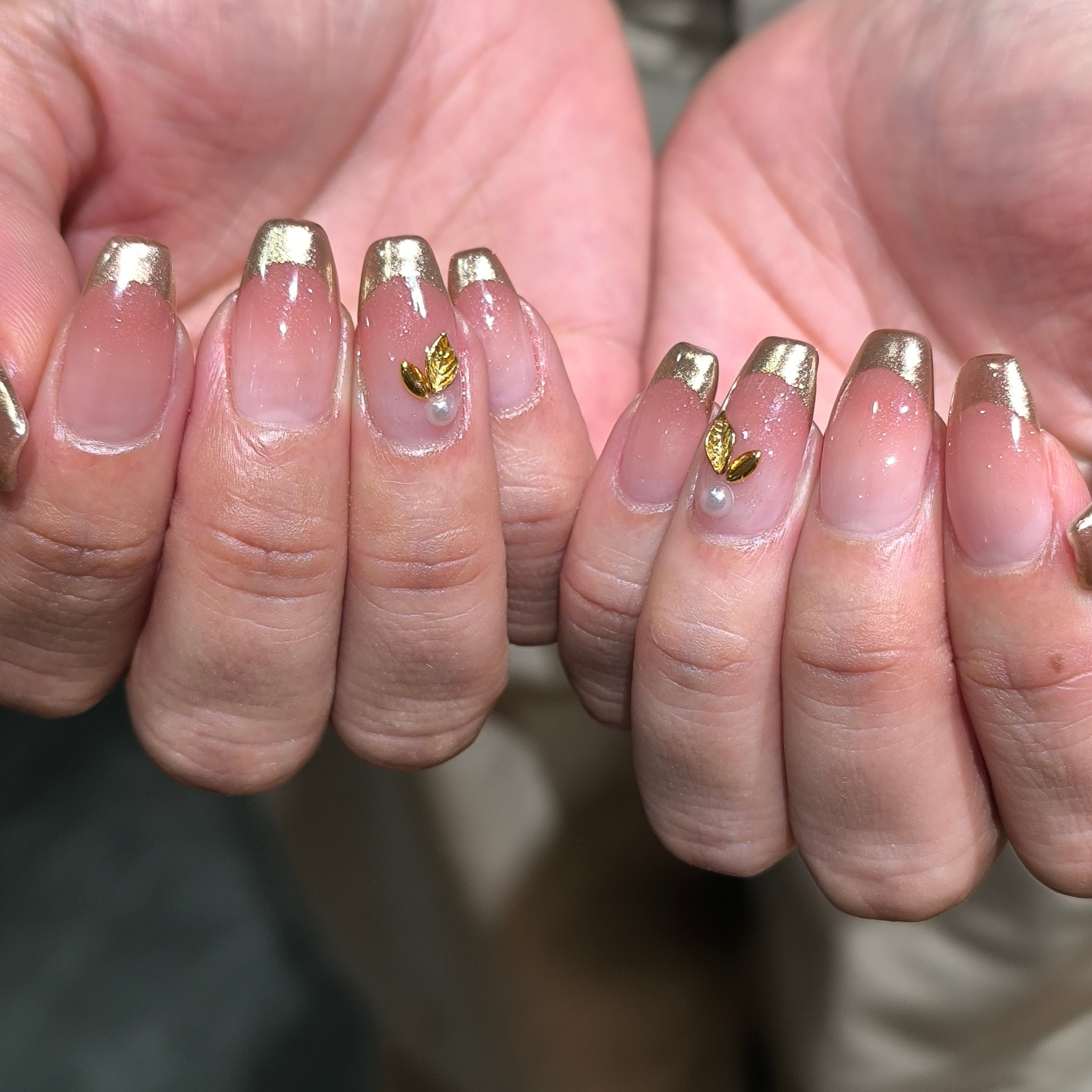 acanthus.nail