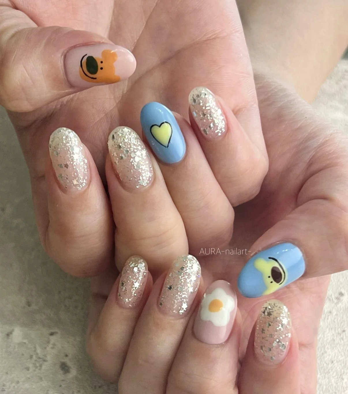 AURA_nailart