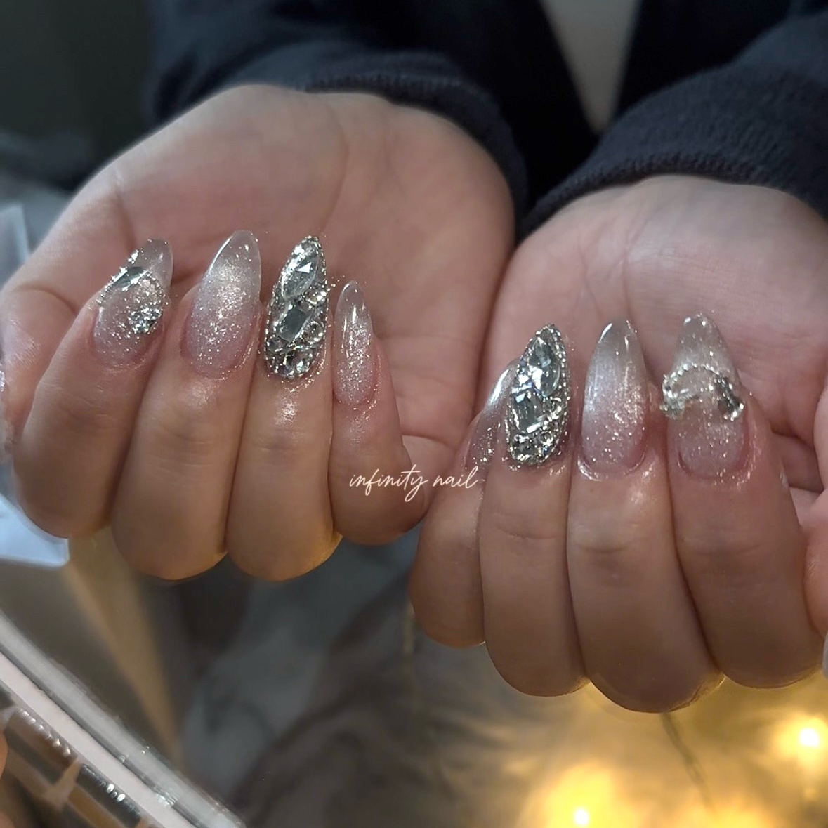 INFINITY_nail