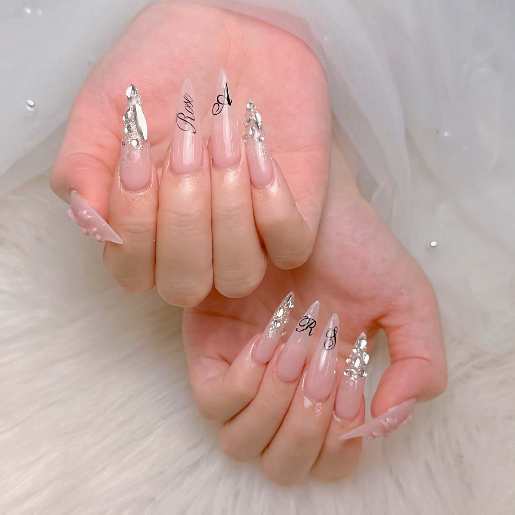 Julie_nail