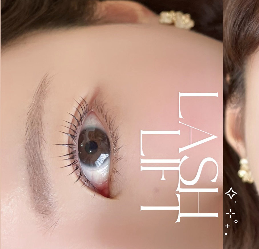 Eye_yuri