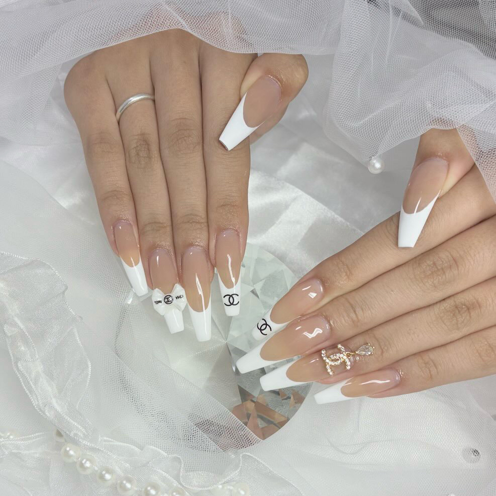 HAPPI_NAIL