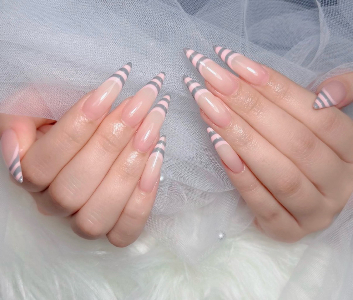 Julie_nail