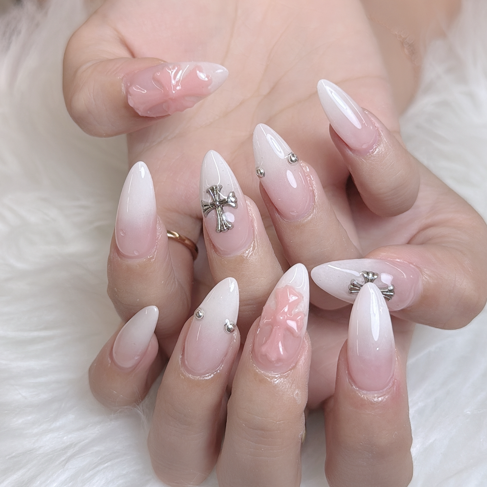 Vp1hue_nail