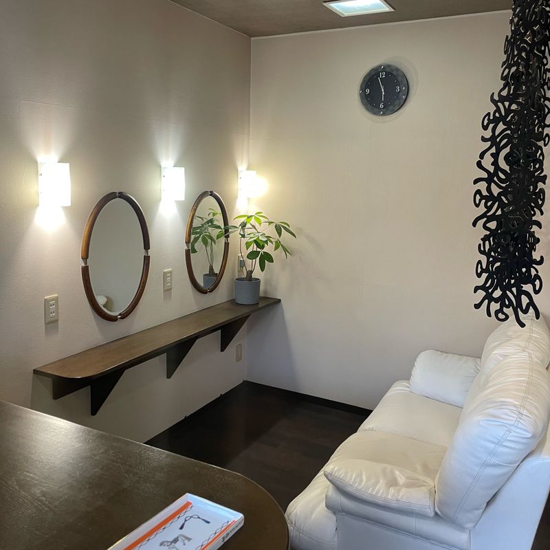 Nail Salon K-ING