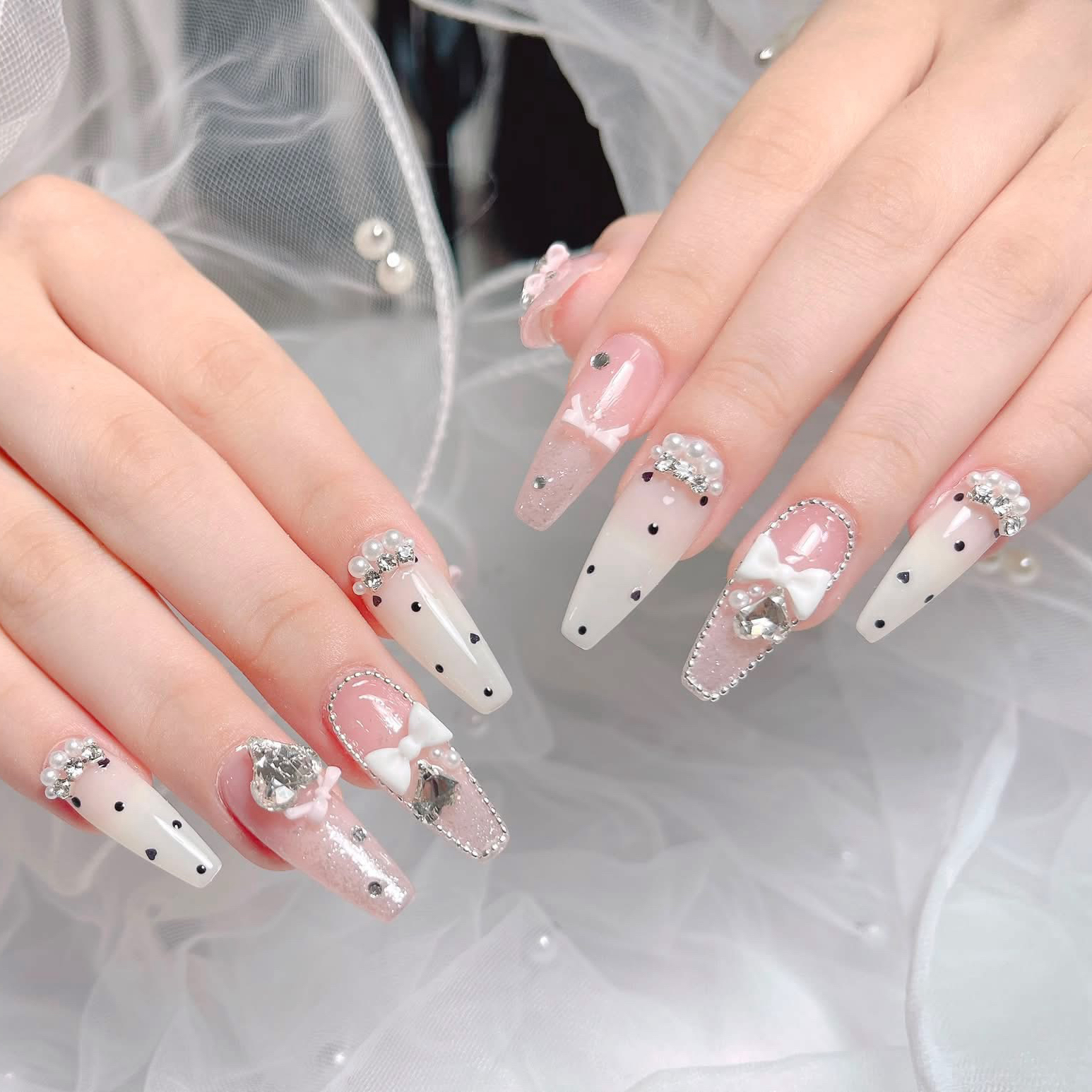 Berry_nails