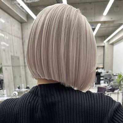 1ブリーチ+オンカラー+最高級トリートメント¥30000