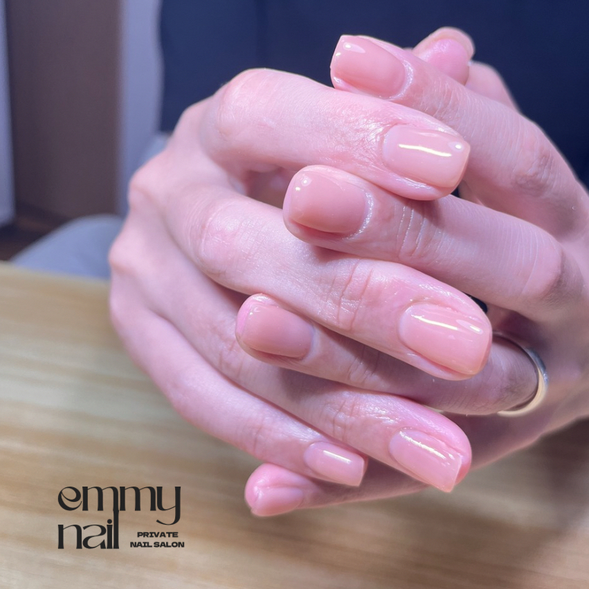 emmy_nail
