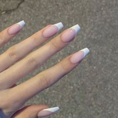 《これぞ王道!》フレンチネイル(ベースなし)¥8500