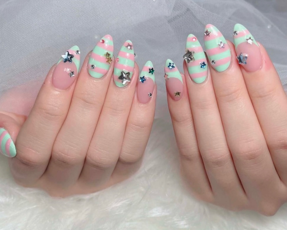 Julie_nail