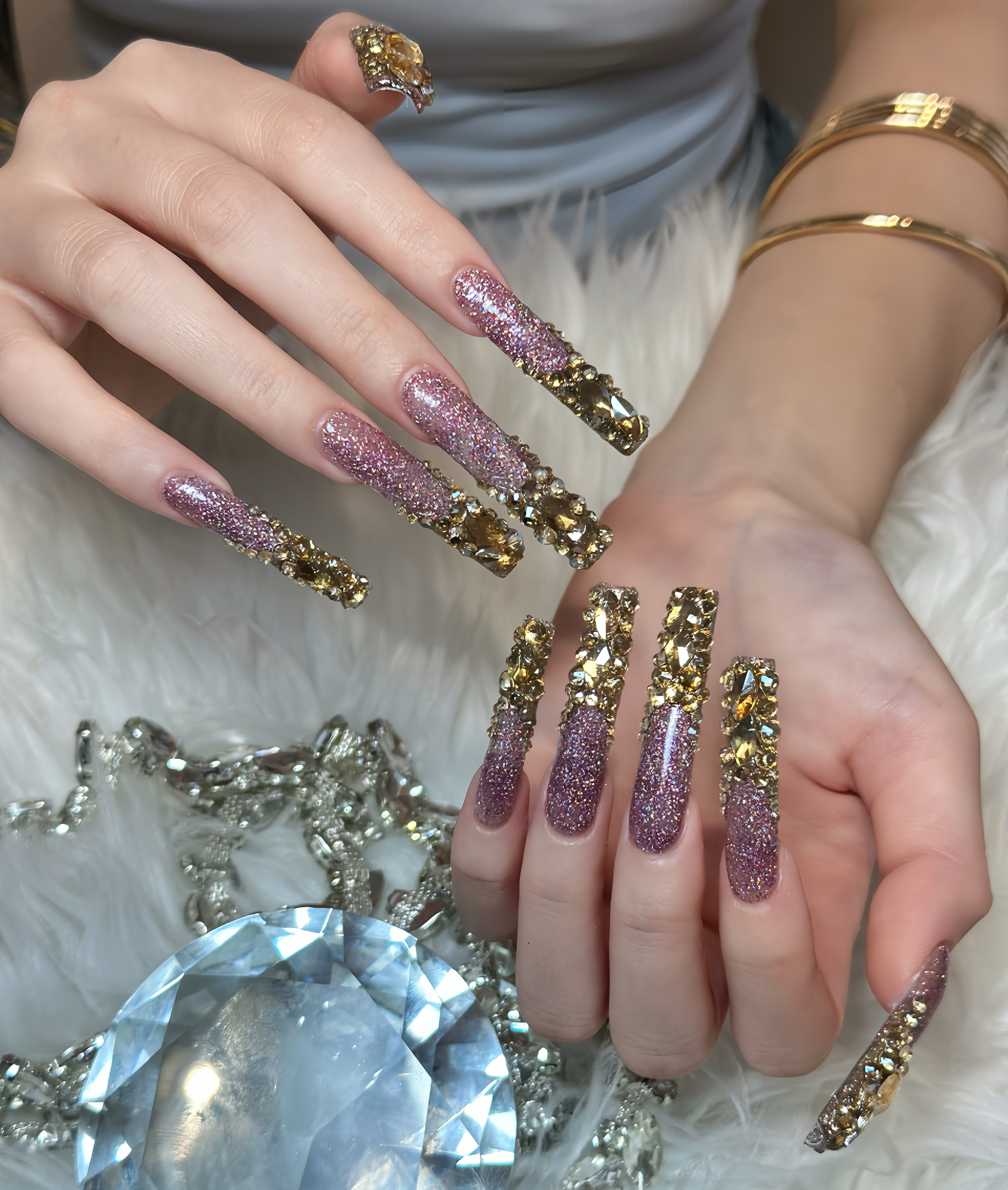 elimuse.nail