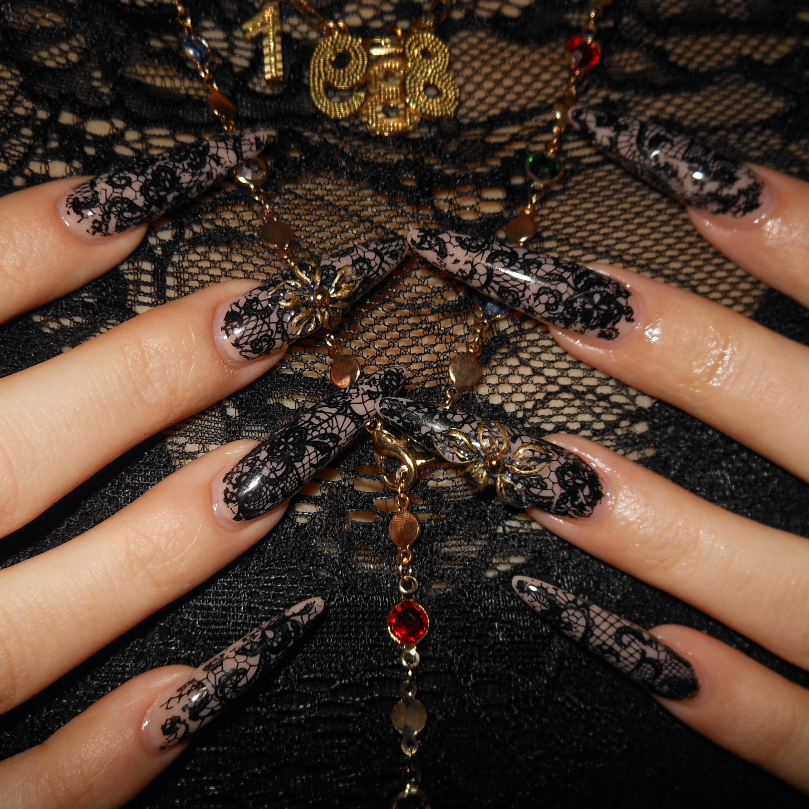 _.ttnails._
