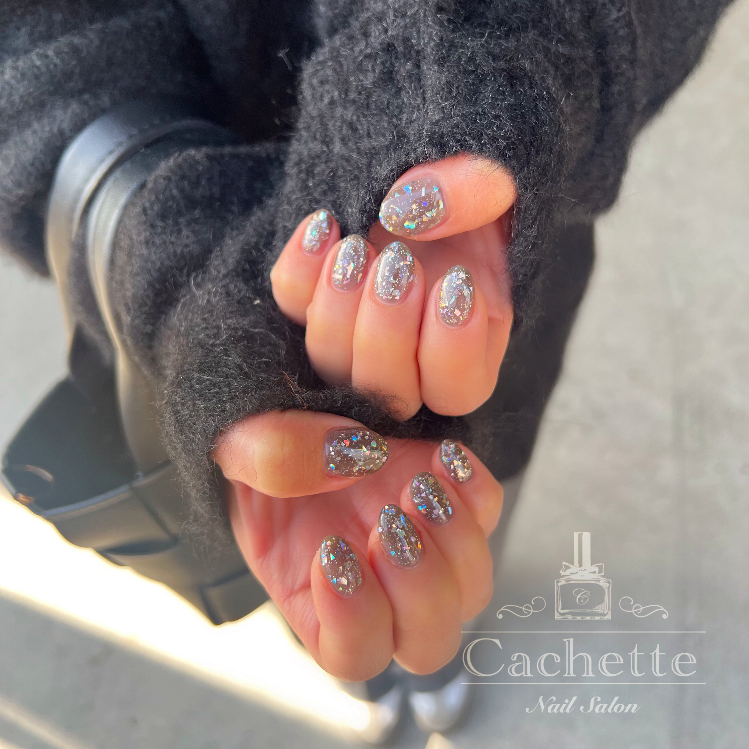 nail_cachette