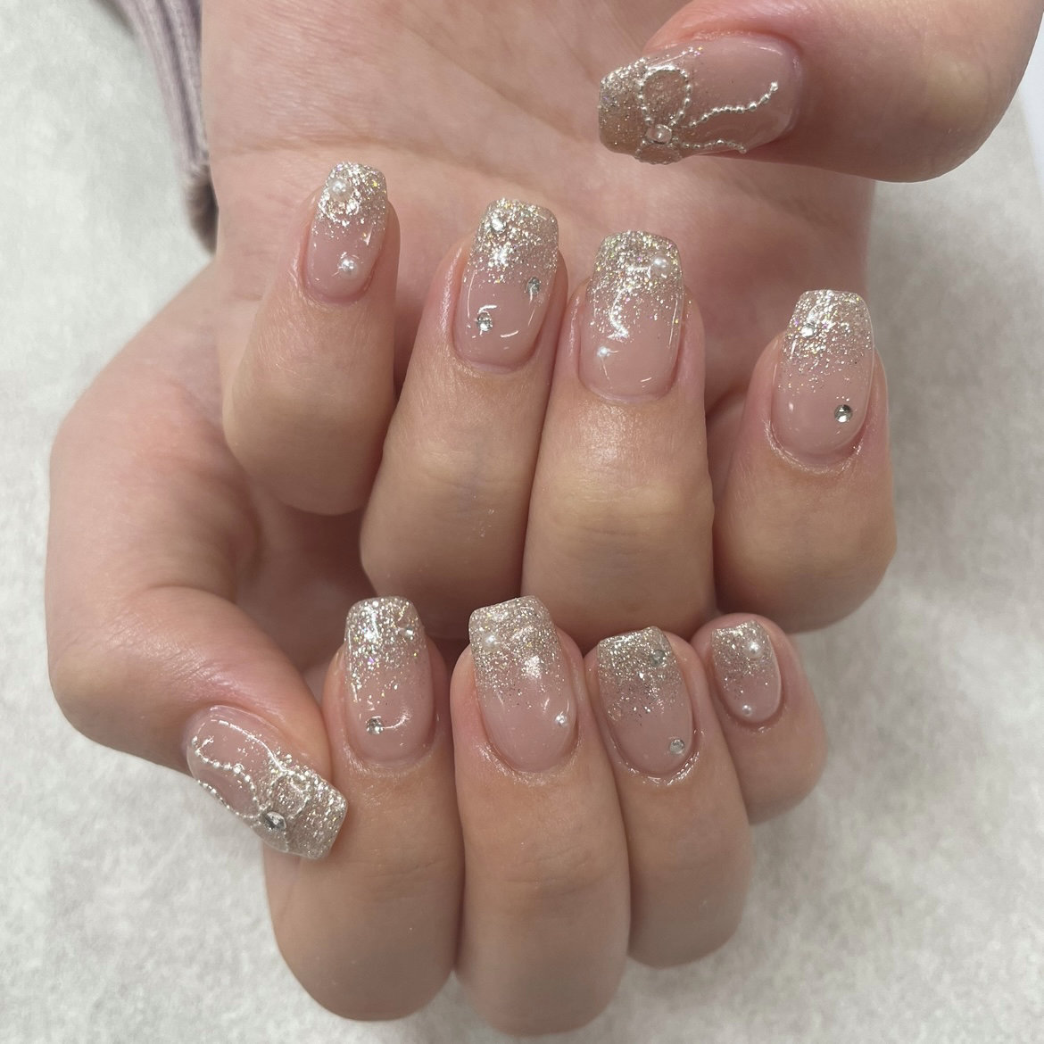 NAIL_373