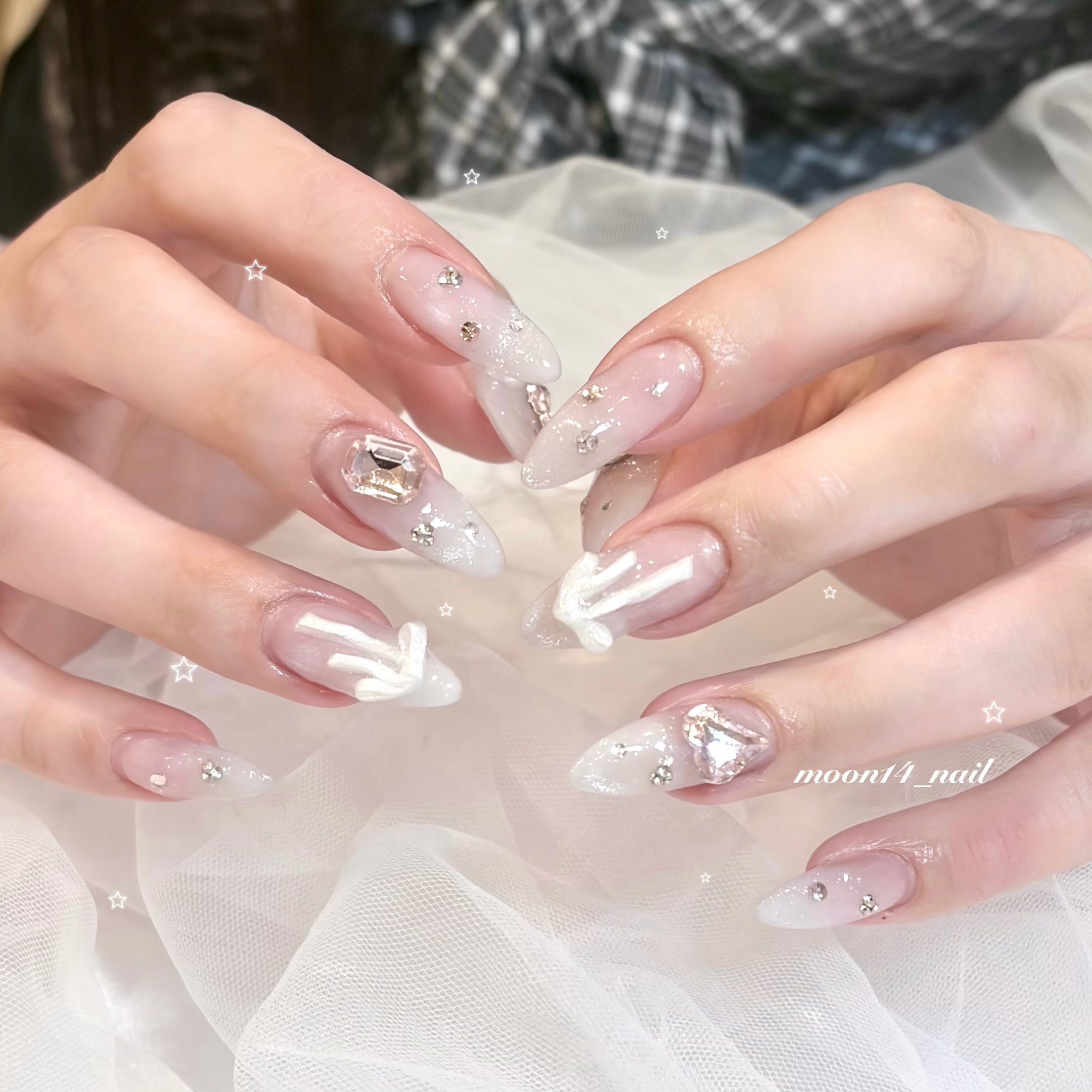 moon14_nail