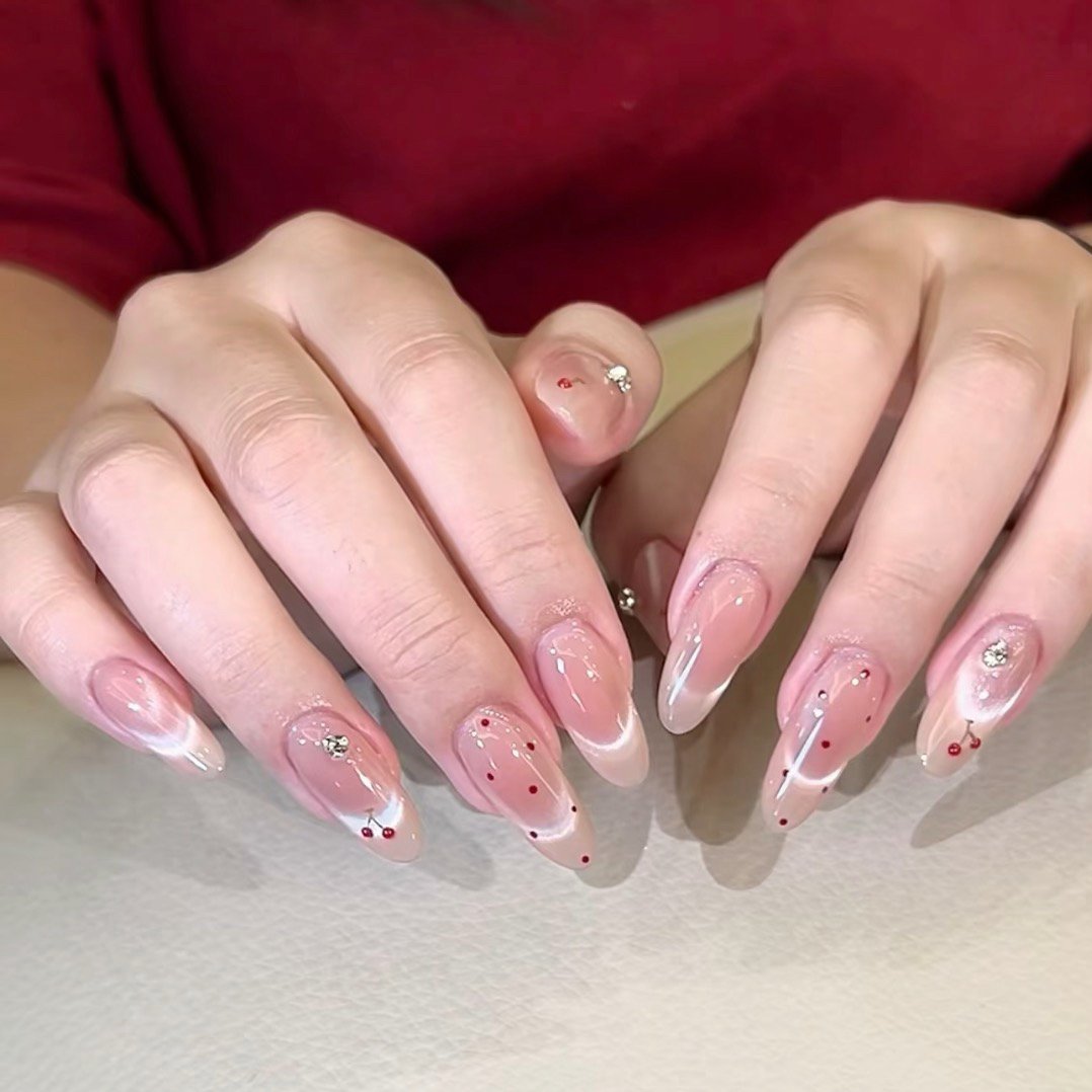 Mira.nail