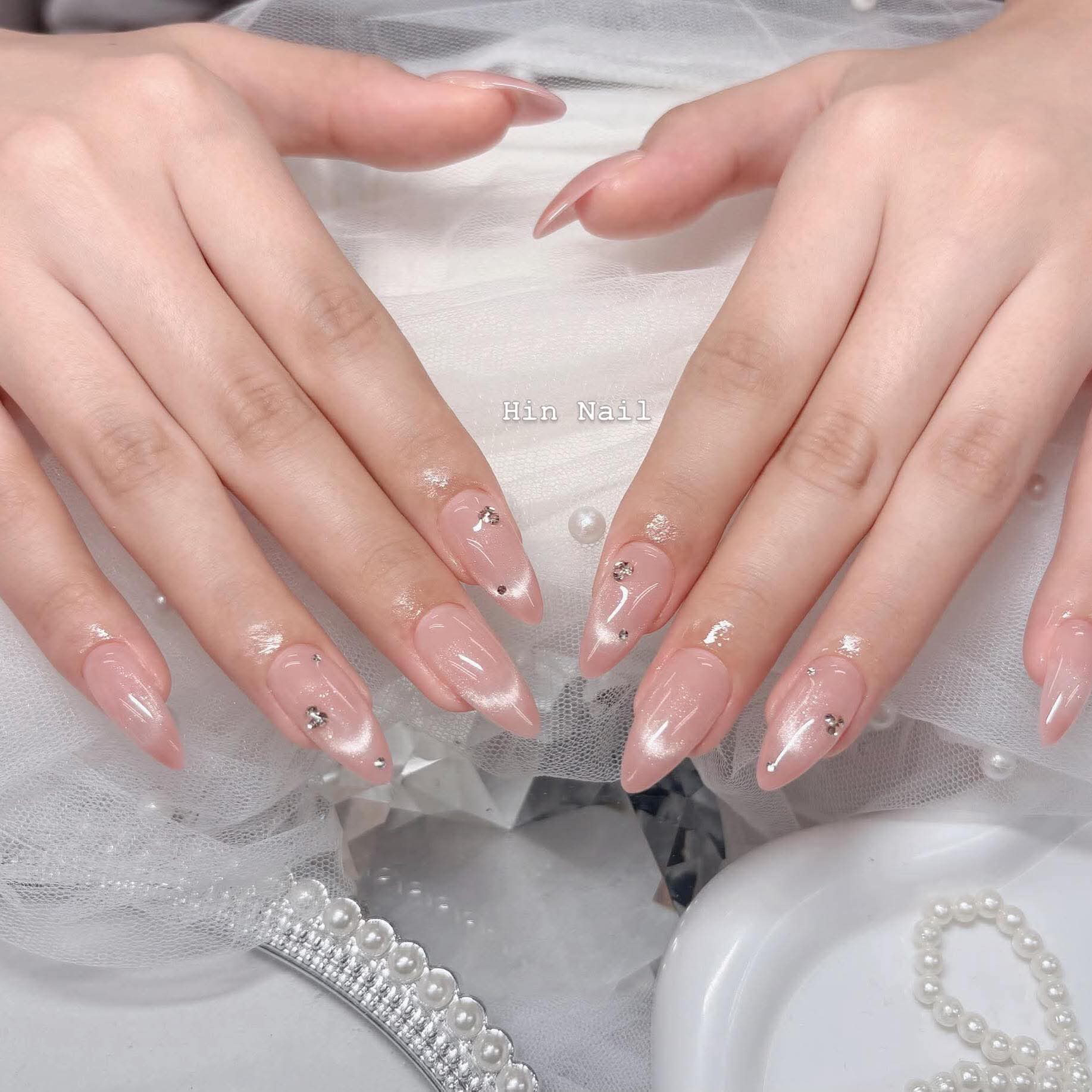 Hin.Nails_salon