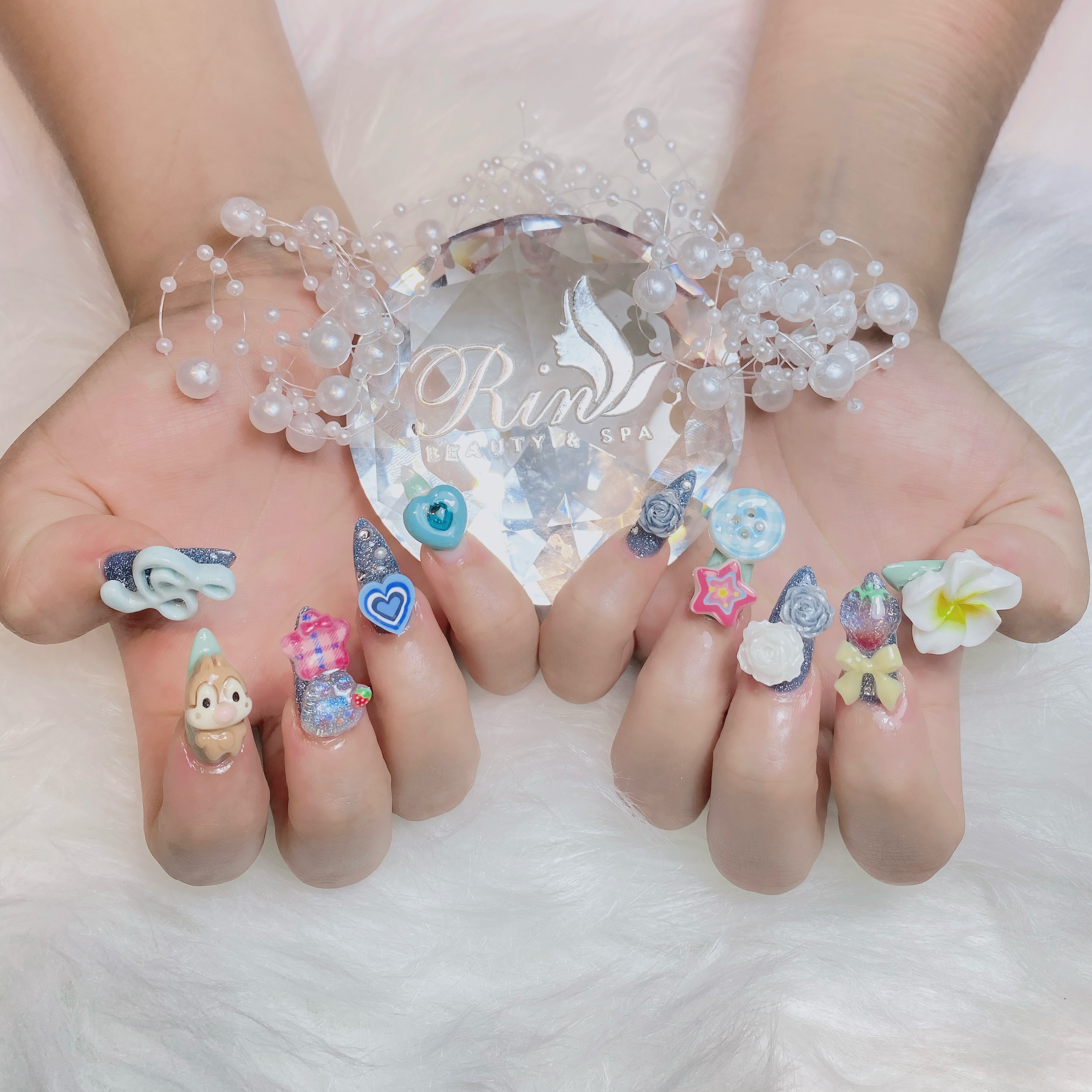Risanailsalon