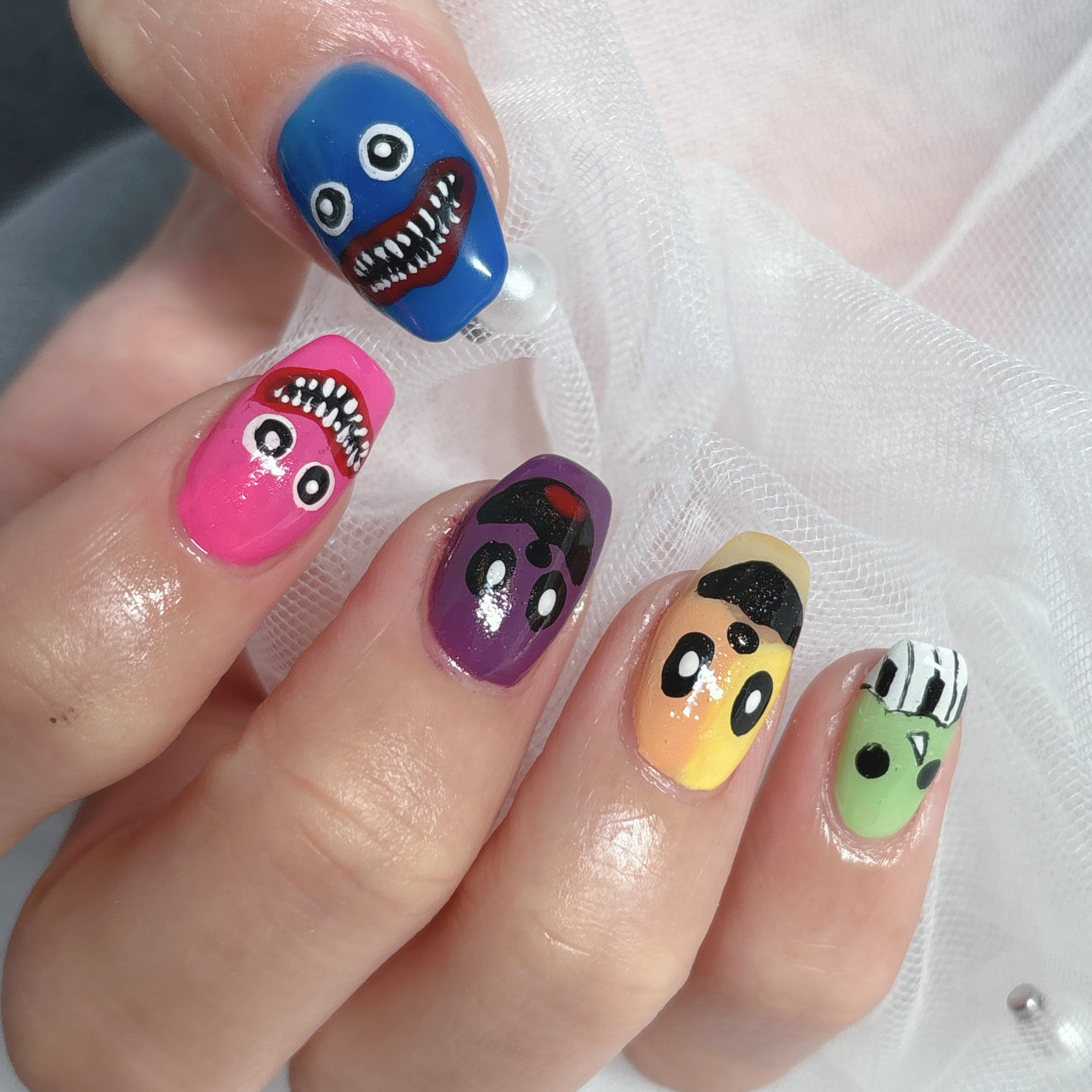 Nail_eyelash_Grow