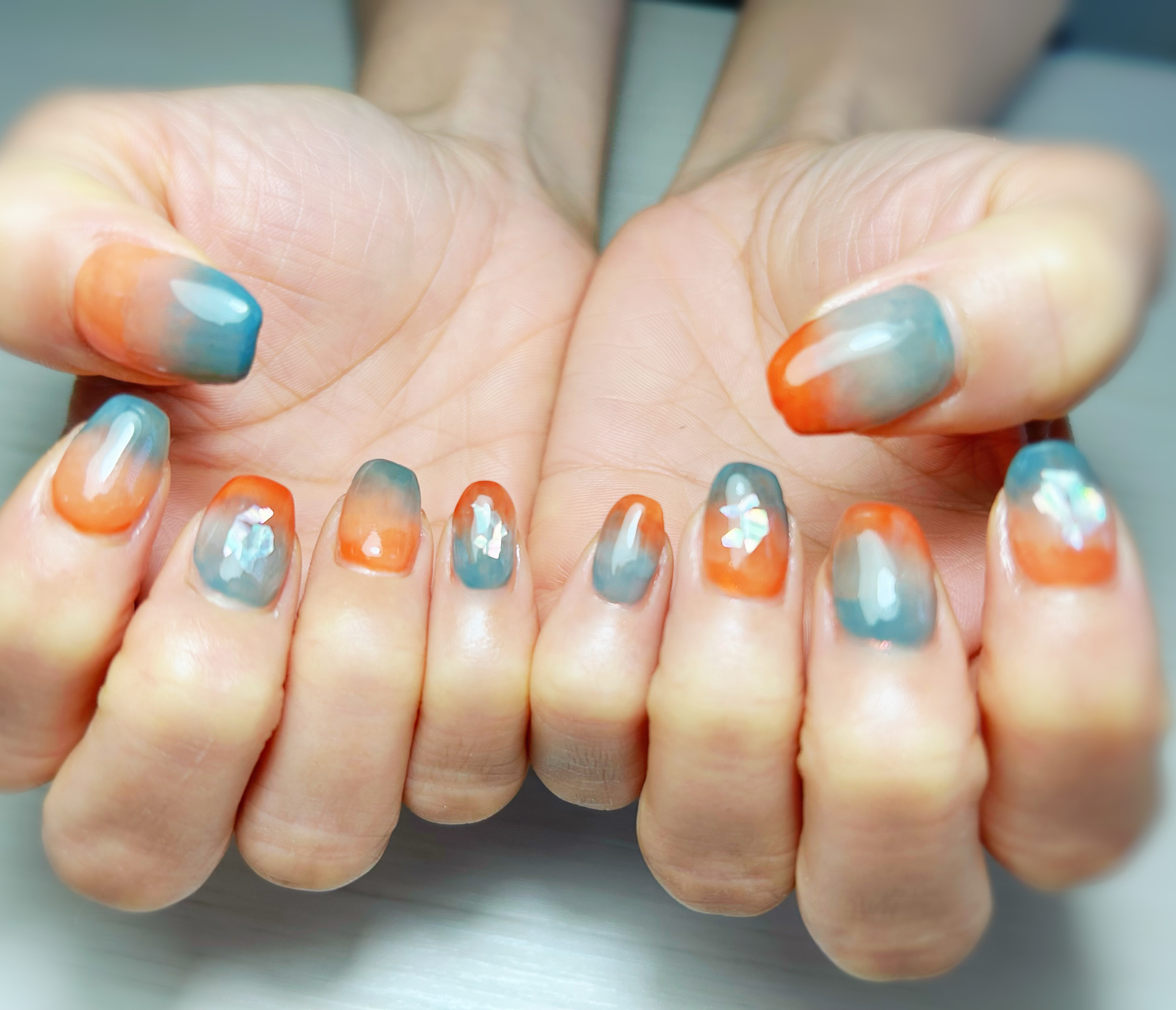 Kiki_to_nail