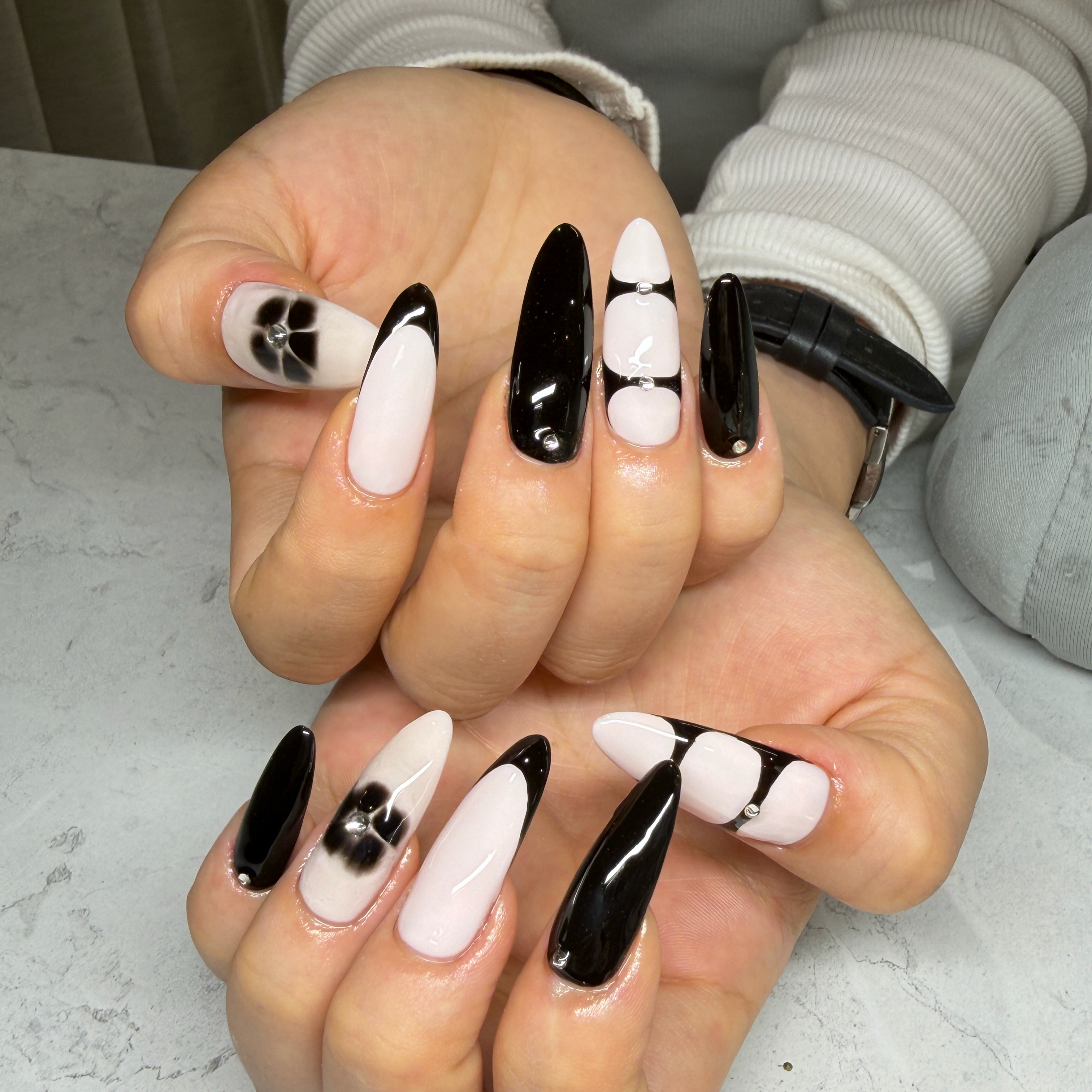 emily_nailsalon