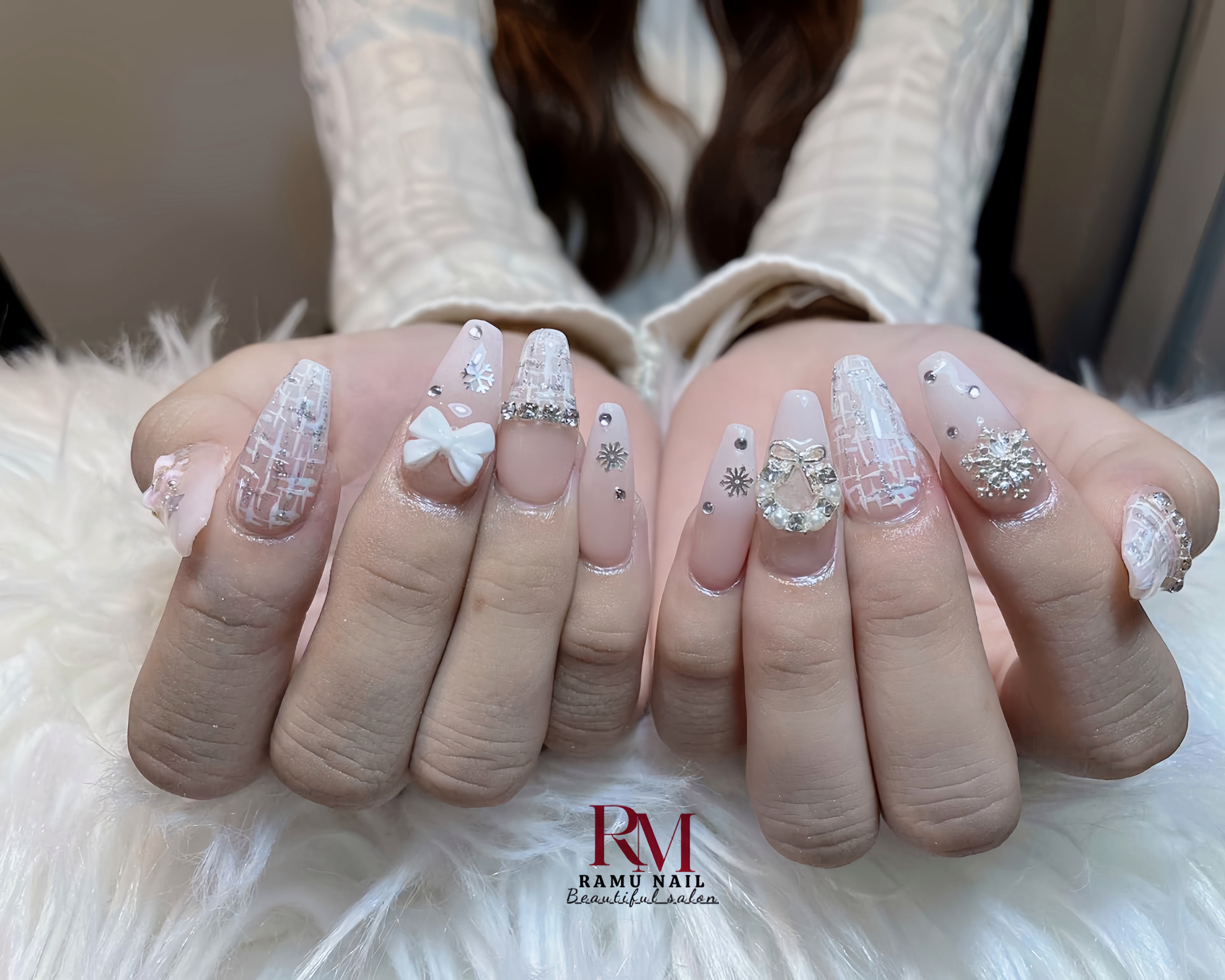 Rose__nail