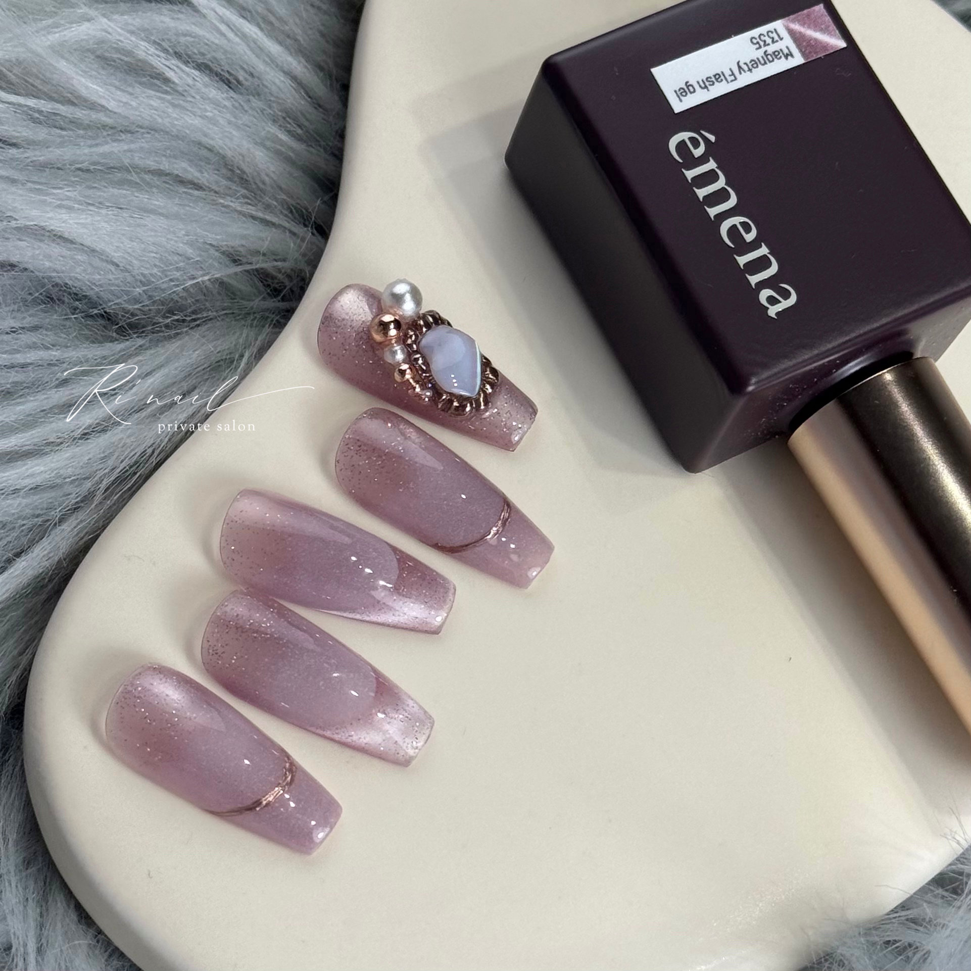ri.nail_lina
