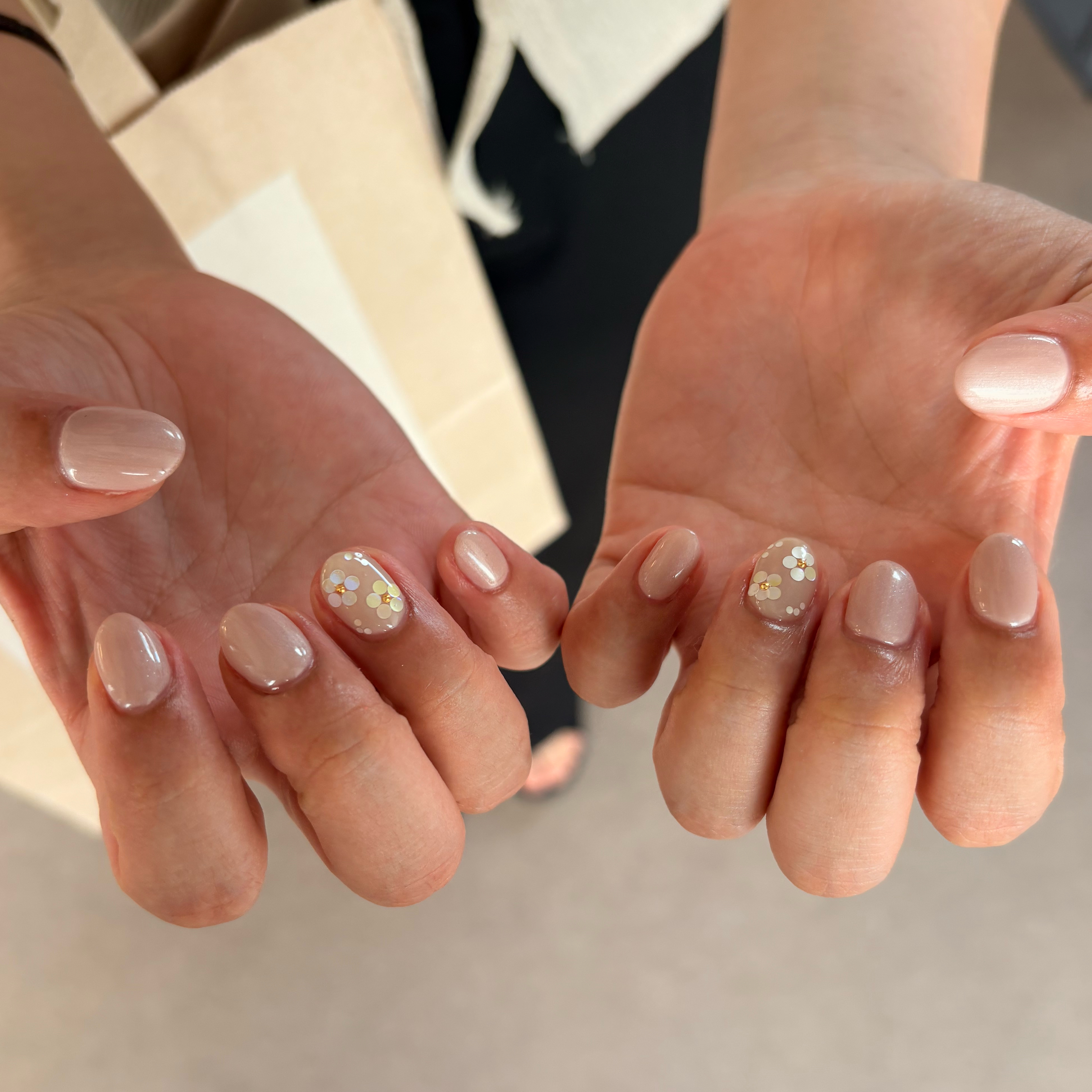 rena_trunail