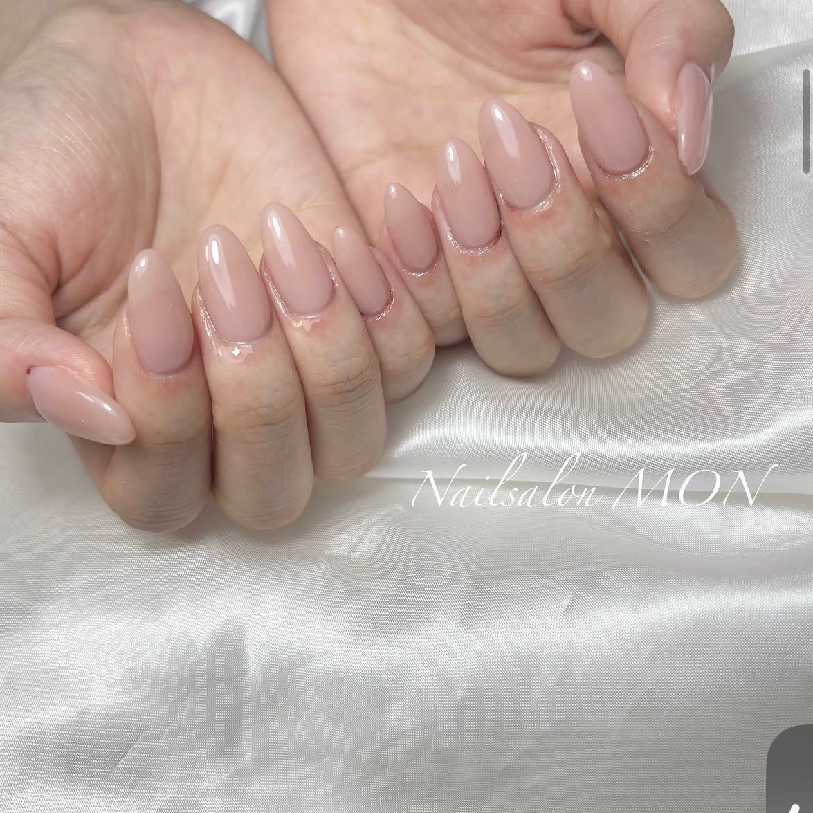 Nailsalon_MON