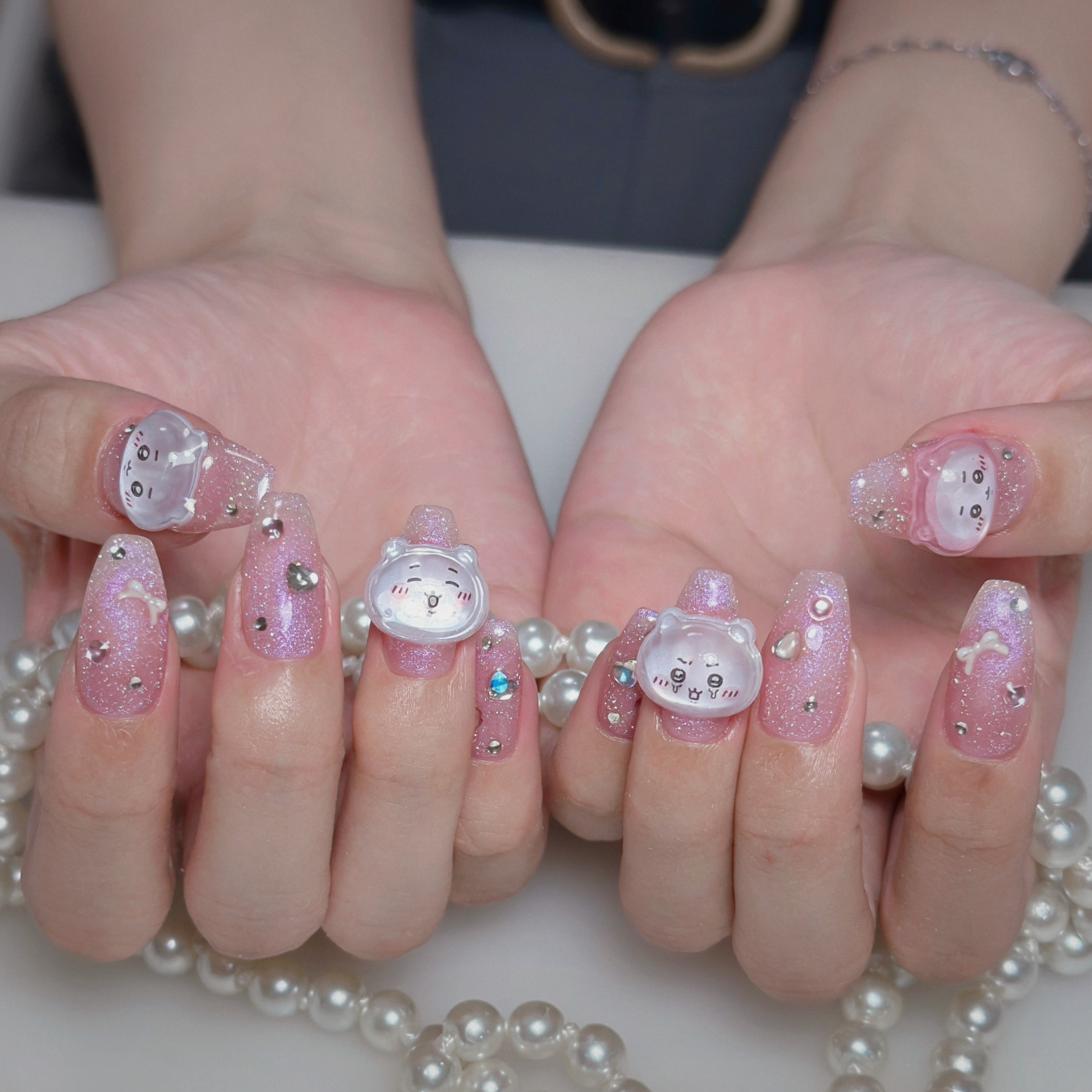 thumbs.up.nail