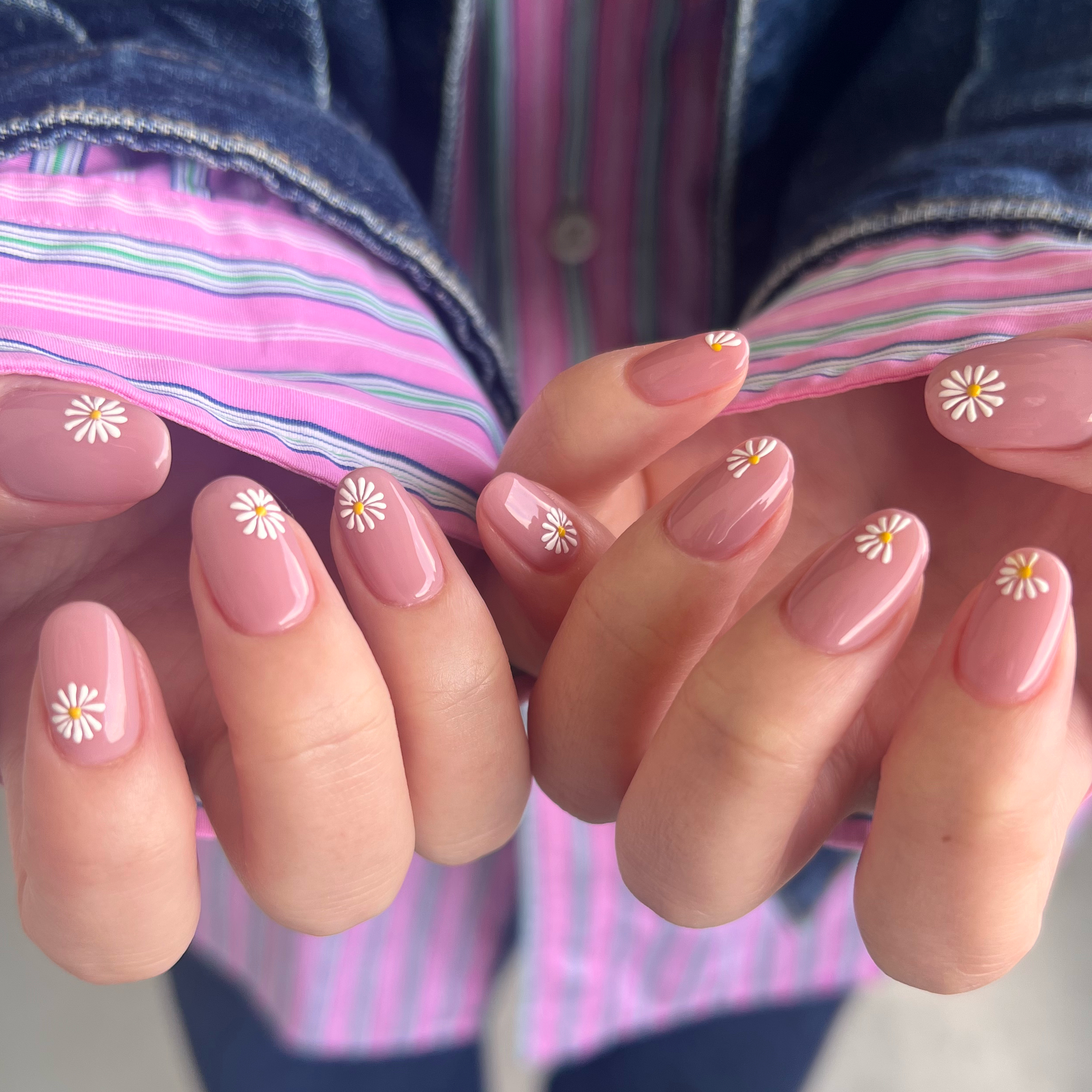 atelier.kiki.nail