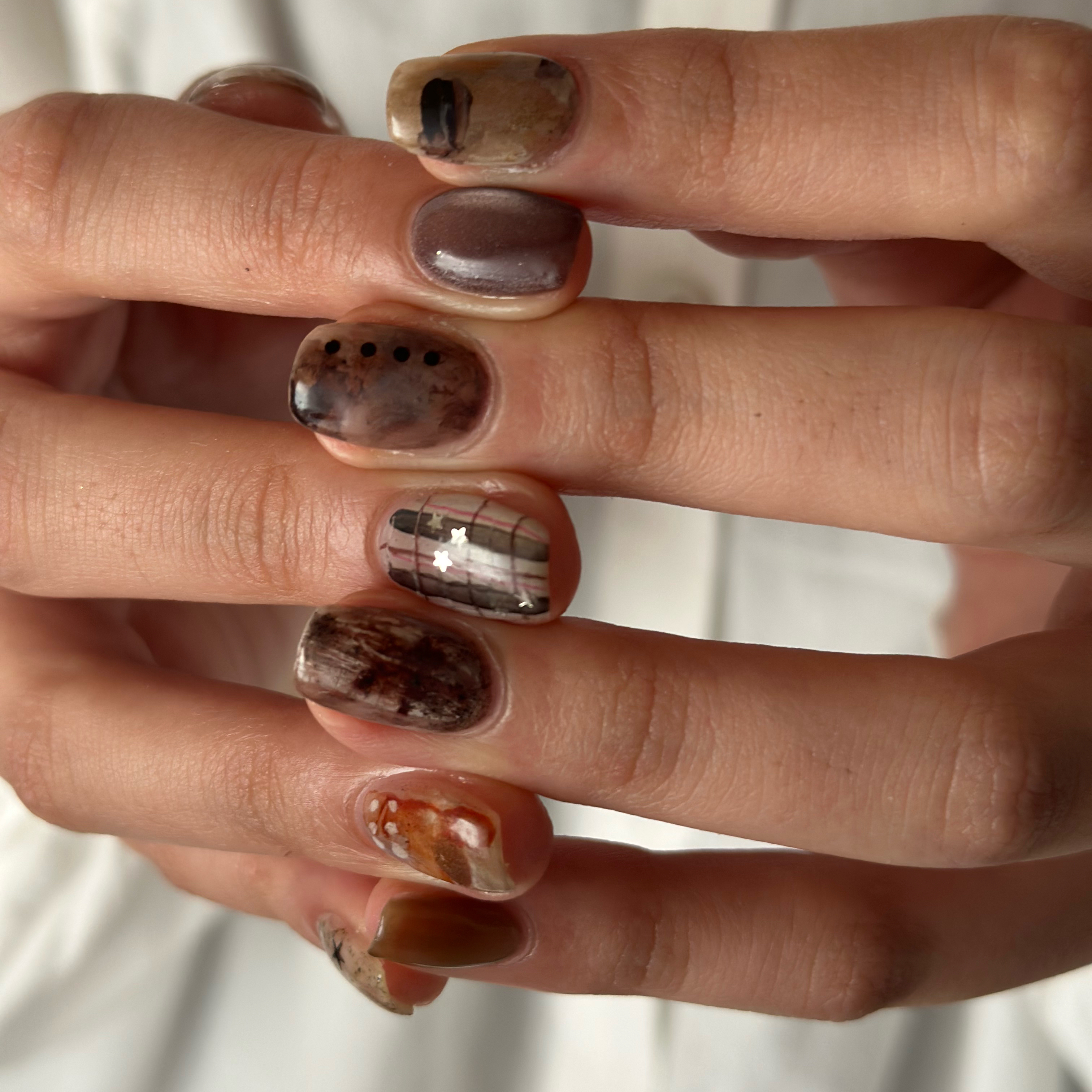 ana_nail