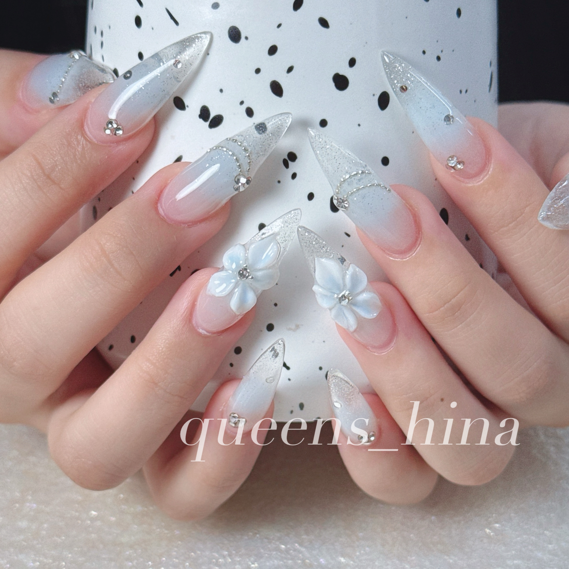 Queens_hina