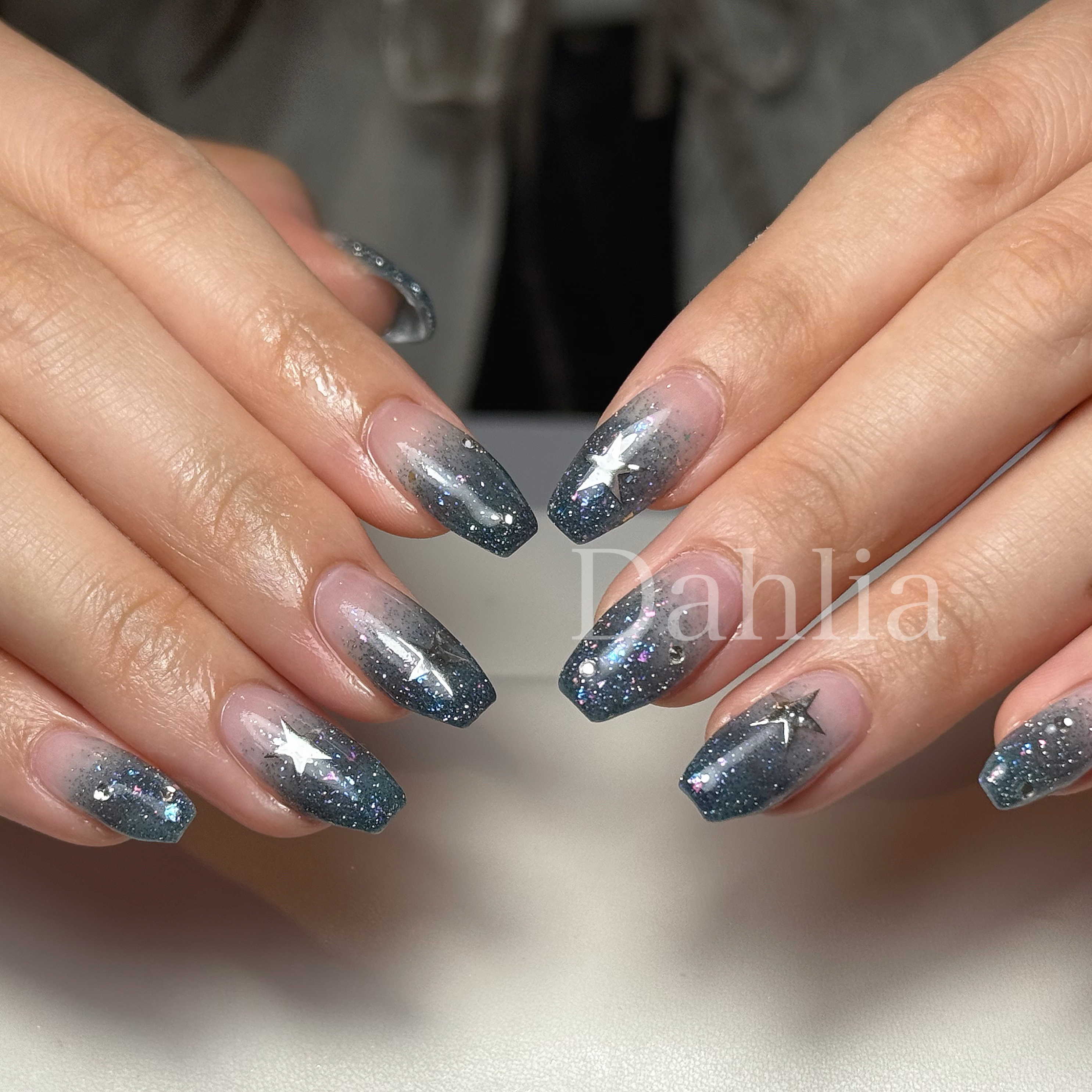Dahlia_nail.